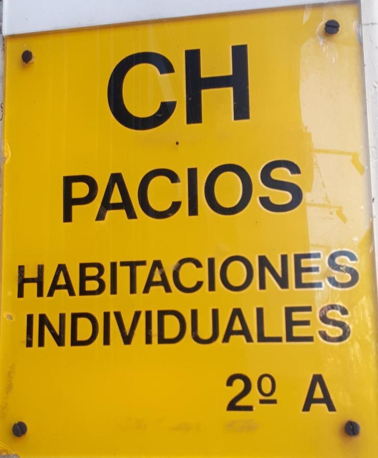 Hostal Pacios Madrid Exteriör bild