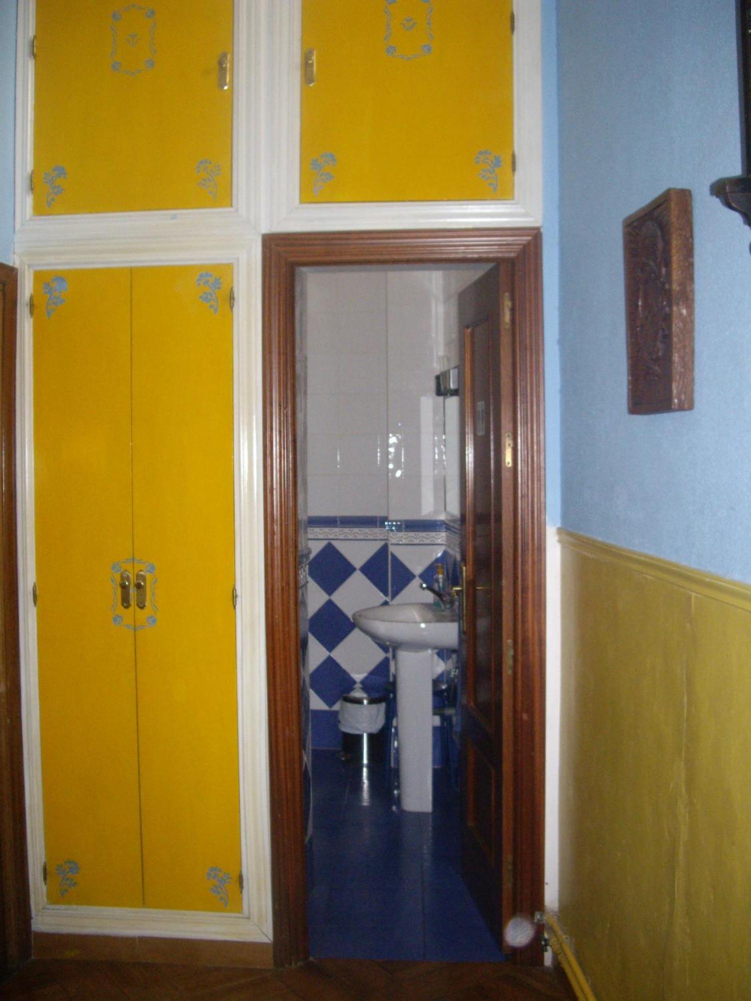 Hostal Pacios Madrid Exteriör bild