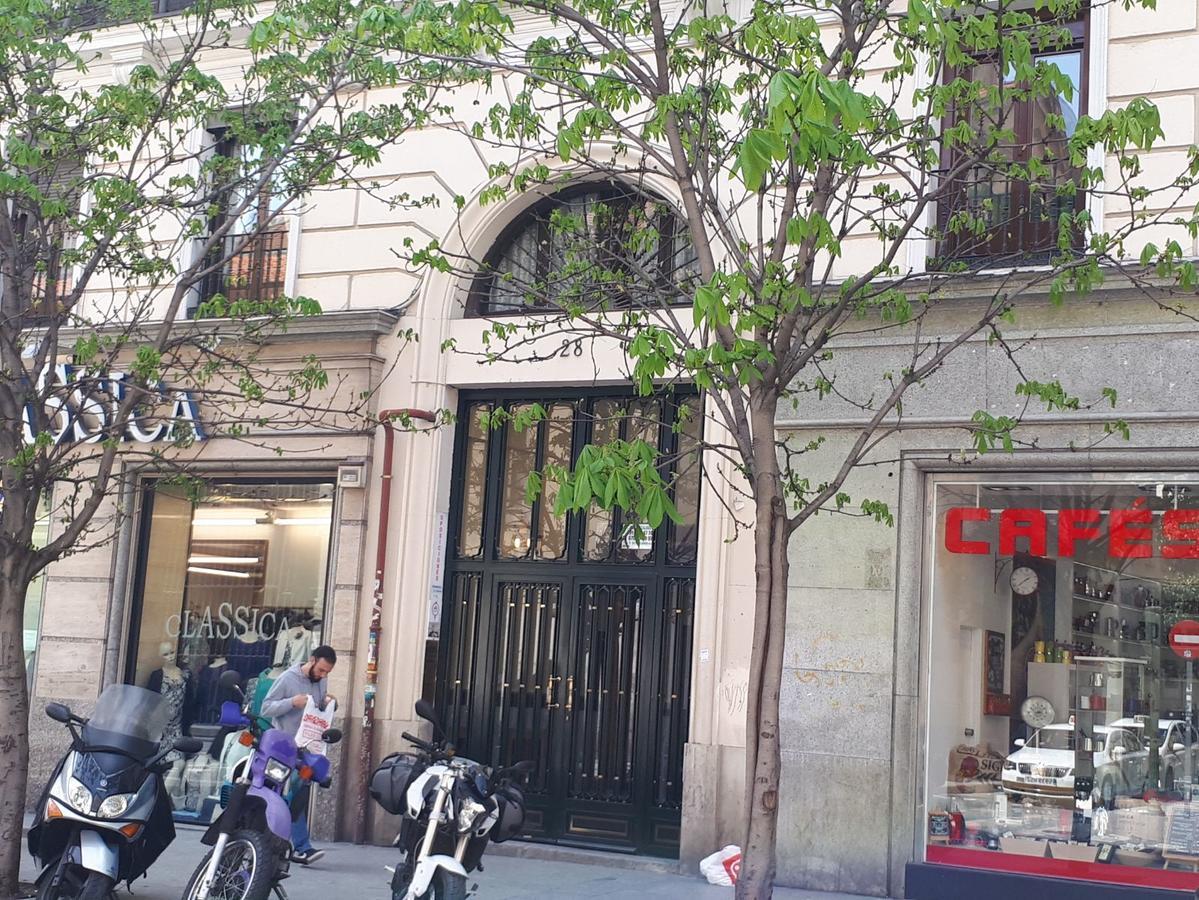Hostal Pacios Madrid Exteriör bild